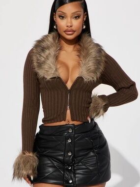 Faux Fur Trim Ribbed Zip-Up Cardigan - Brown